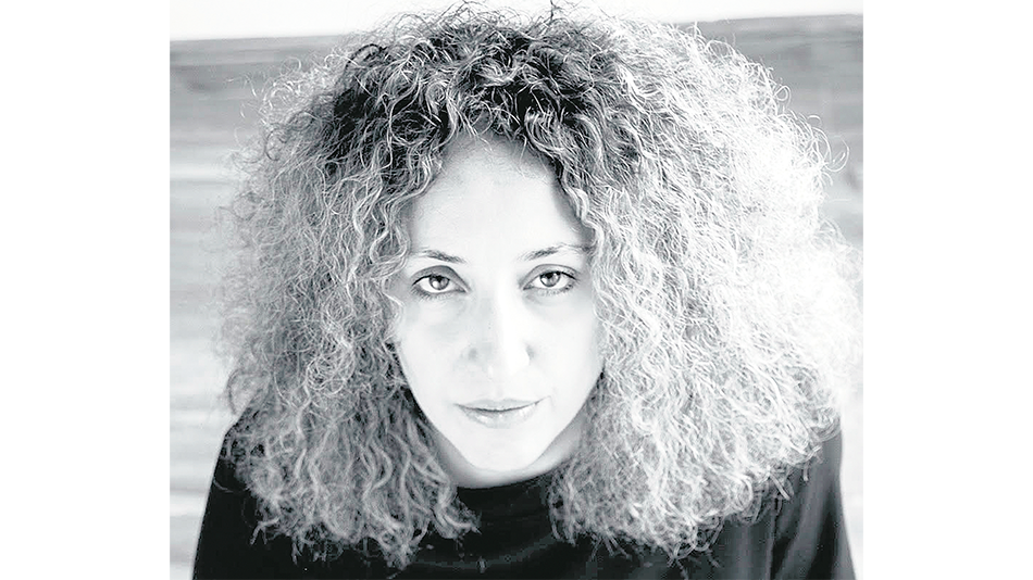 Cynthia Edul es escritora, dramaturga y directora teatral.