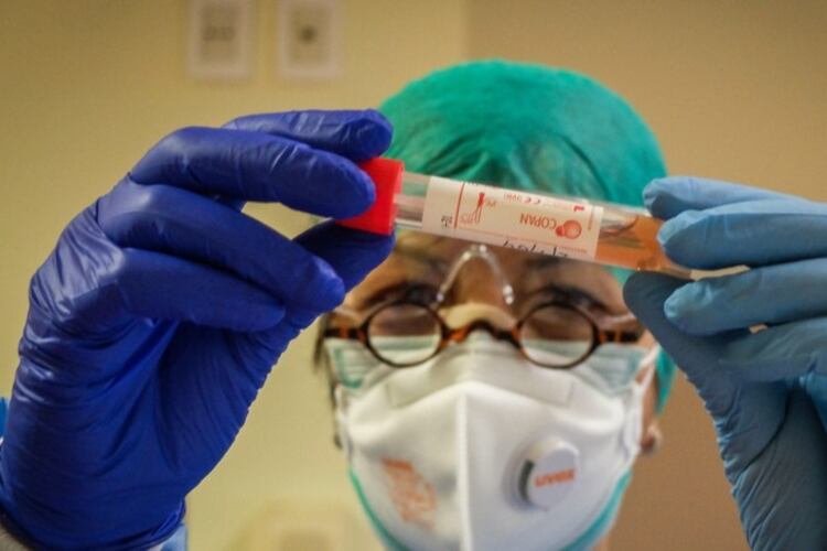 Chen Wei fue clave para combatir las epidemias de Ébola y SARS.