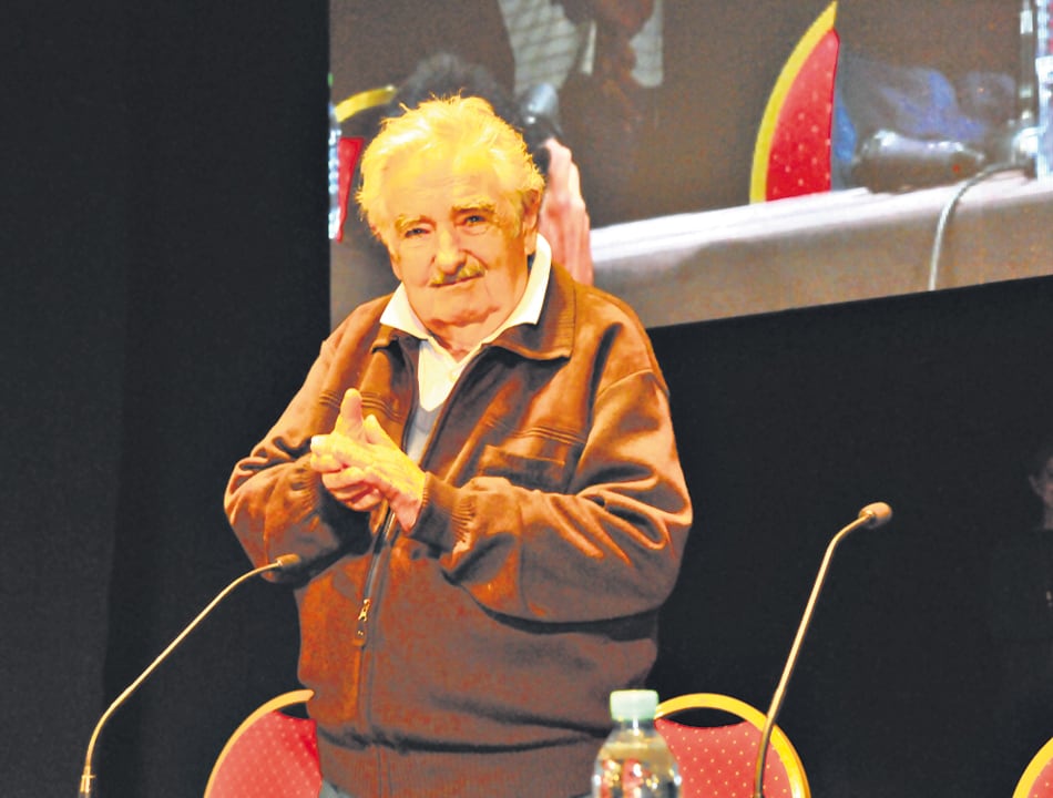 “Pepe” Mujica participó el fin de semana en una charla en Santa Fe.