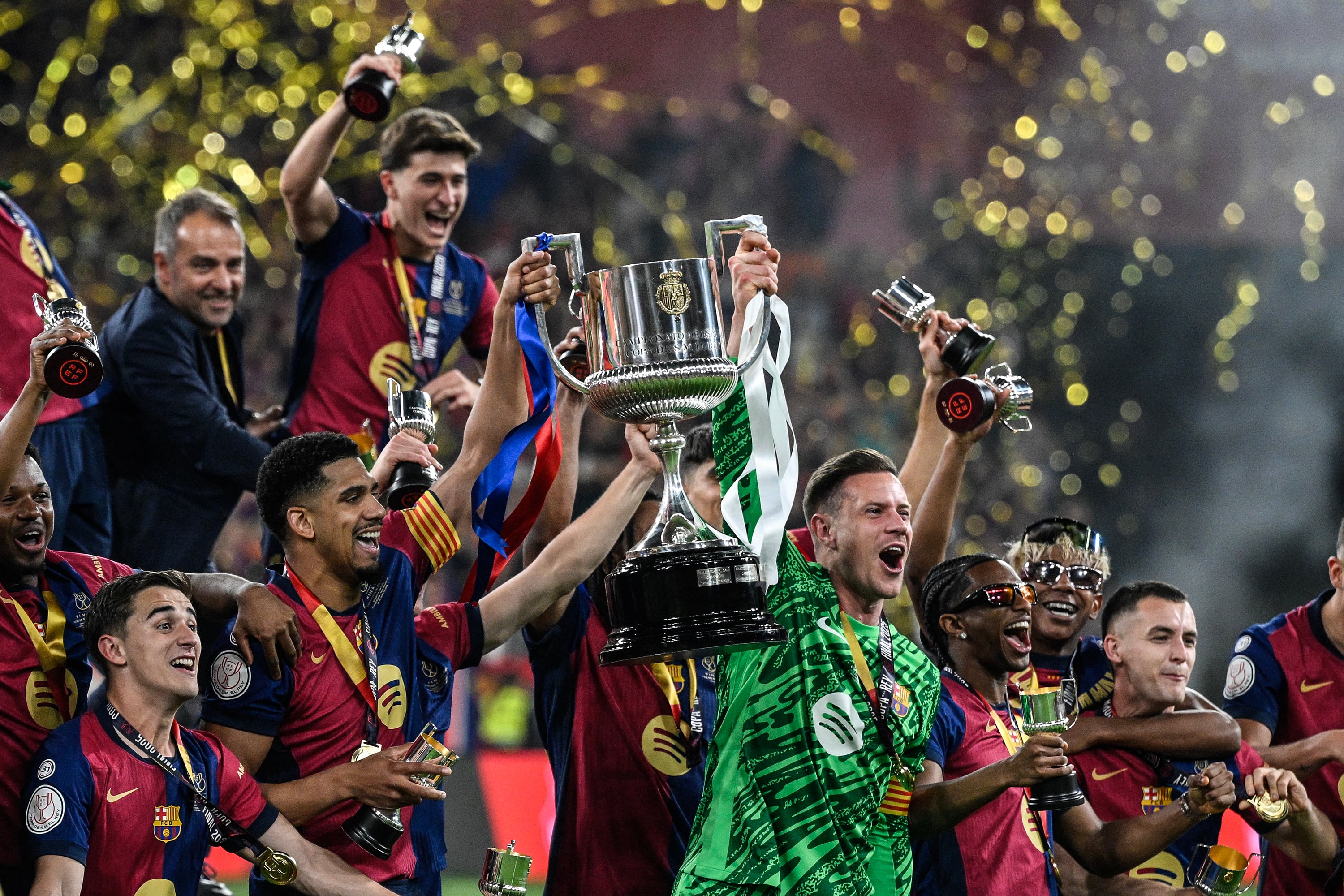 El festejo fue todo de los catalanes, que van por la Liga y la Champions