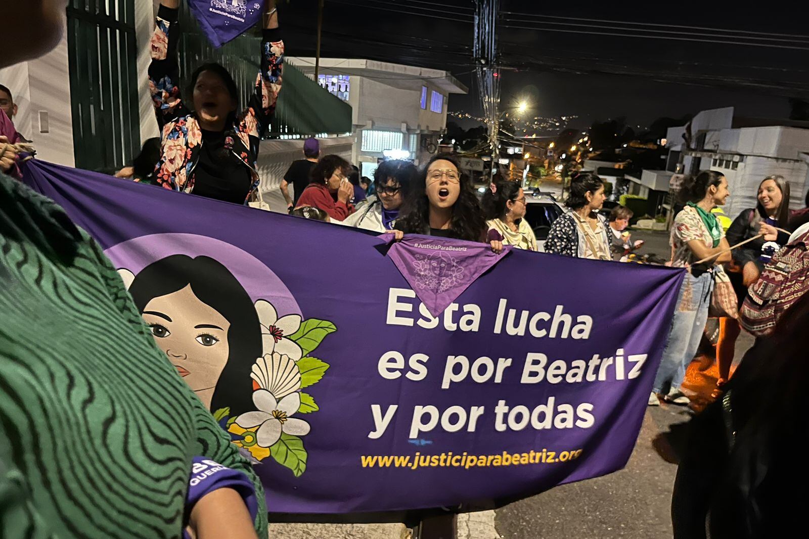 Durante dos días las colectivas se concentraron frente al máximo tribunal, para acompañar la audiencia en una vigilia feminista