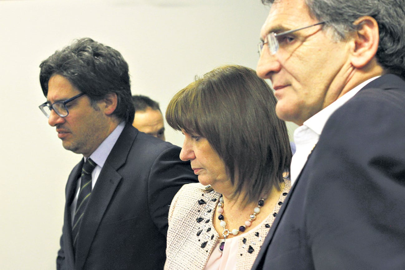 Garavano y Avruj se convirtieron en voceros del Gobierno sobre el caso Maldonado tras el pase de Bullrich a cuarteles de invierno.