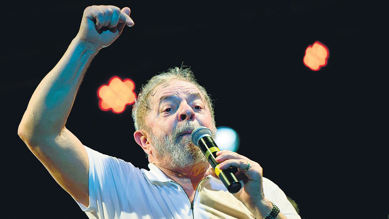 “Todo es tan espantoso que no sería exagerado preferir el ius in bello como forma de mejorar las chances del ex presidente”, dice Proner sobre Lula.