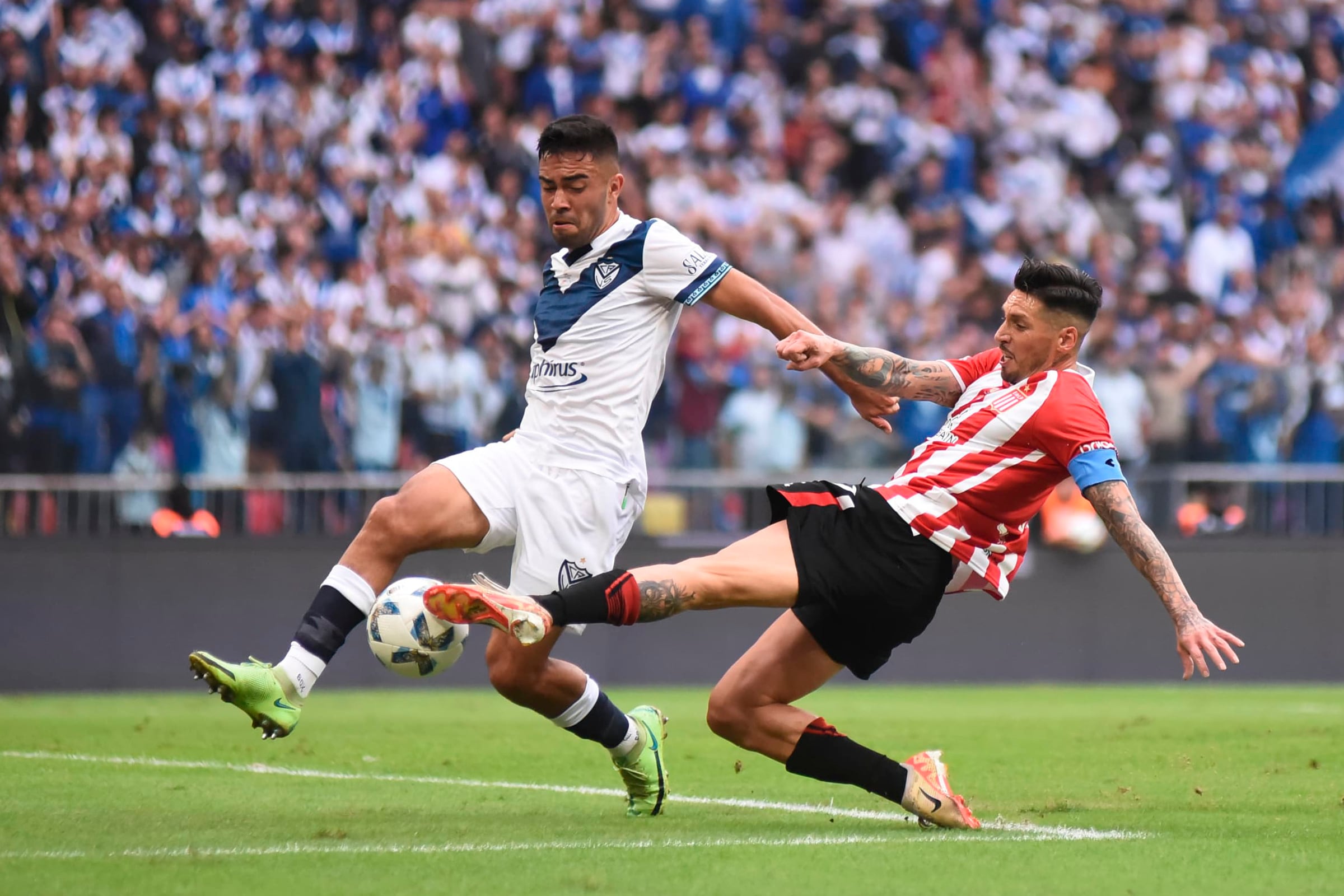 García y Sosa, durante la final de la Copa de la Liga del primer semestre. Esa vez ganó el Pincha.