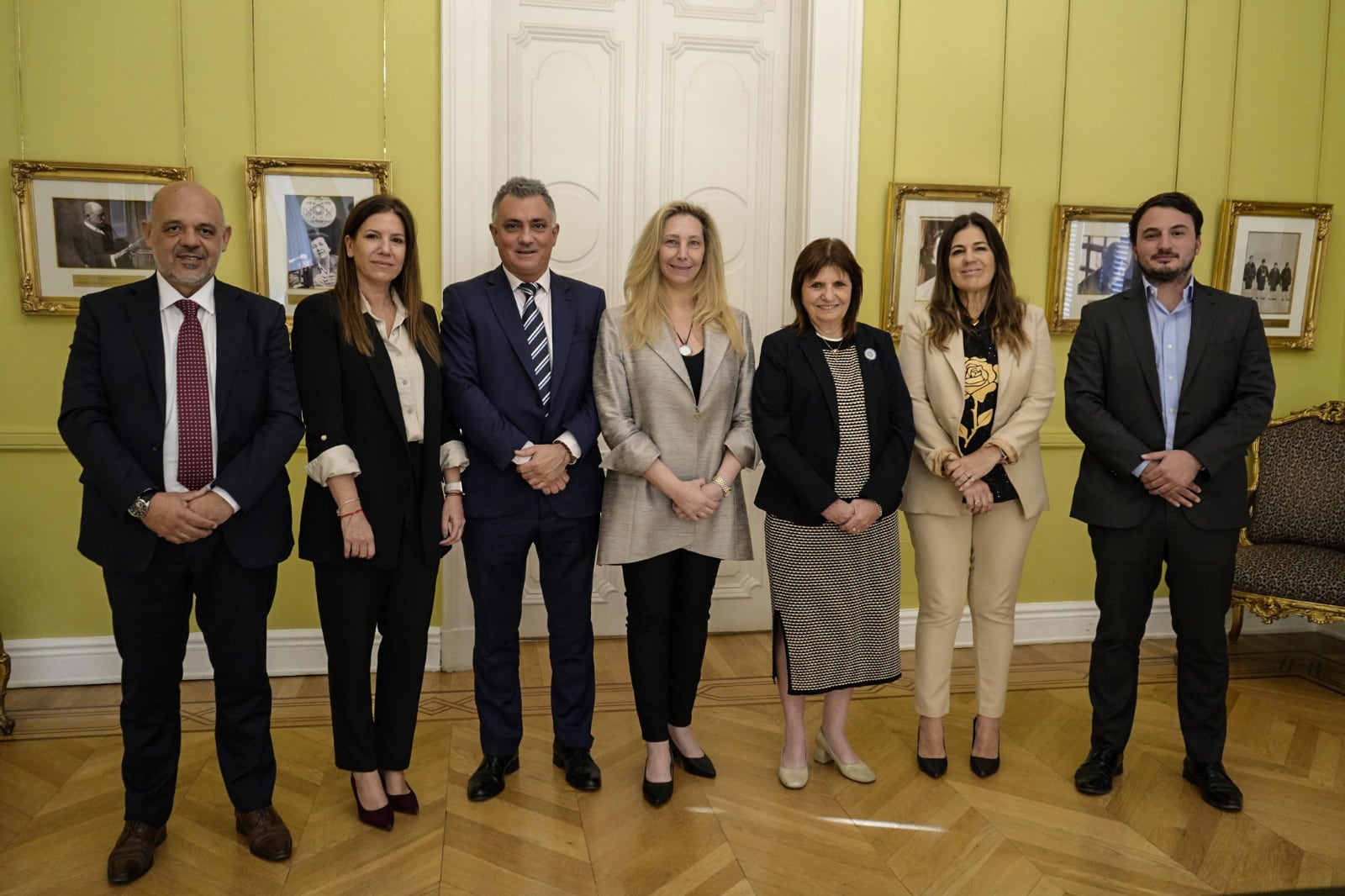 Los bonaerenses y los jefes nacionales del nuevo espacio libertario. 