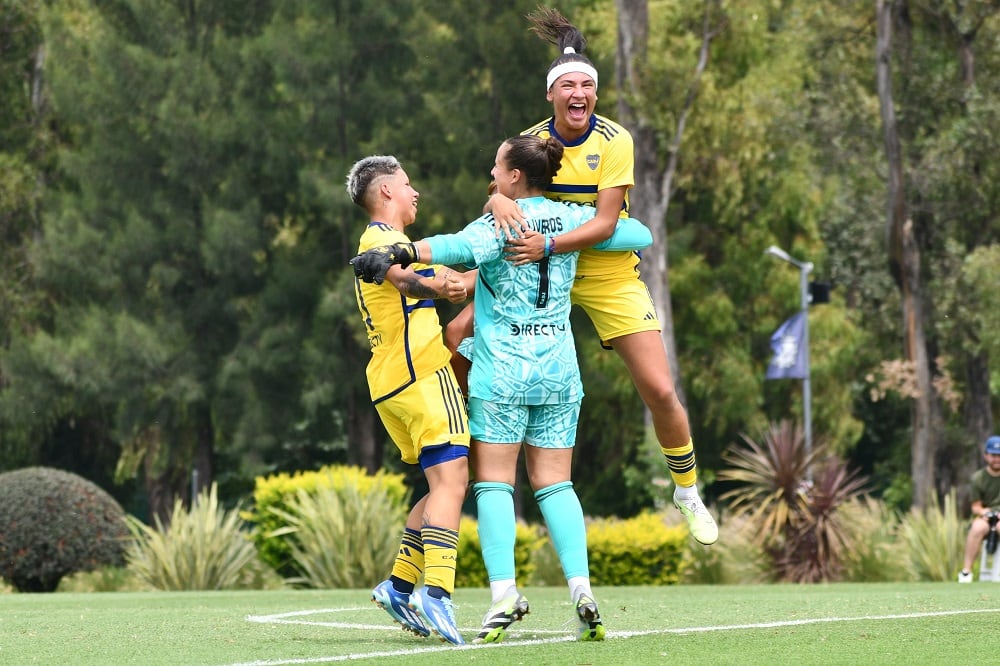 Laurina Oliveros, arquera de Boca, fue la heroína de la clasificación xeneize