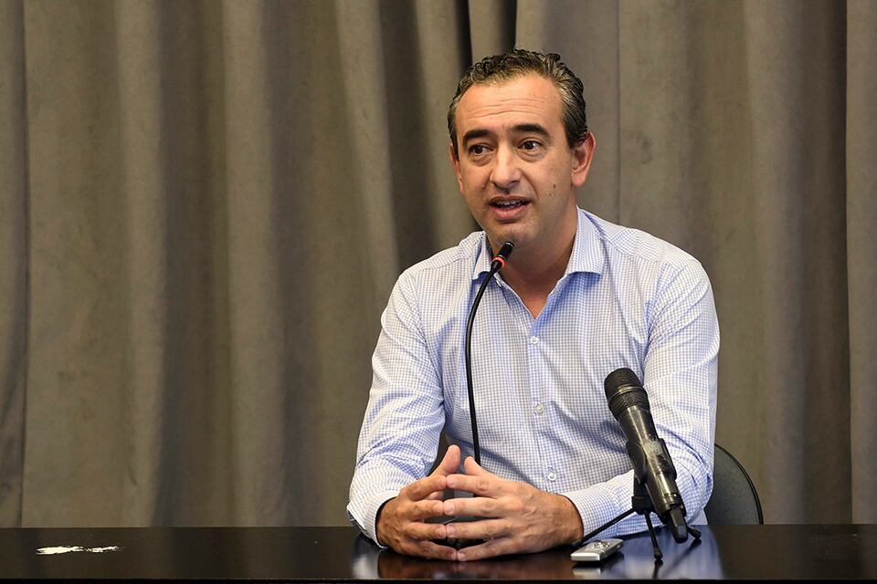 Javkin estableció que "cuidar el trabajo" también es prioridad