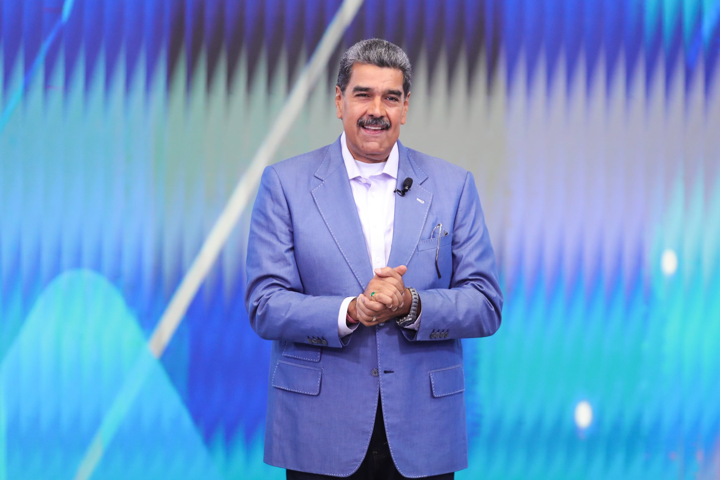 El Tribunal Supremo de Justicia (TSJ) de Venezuela dio por ganador de la elección a Maduro.
