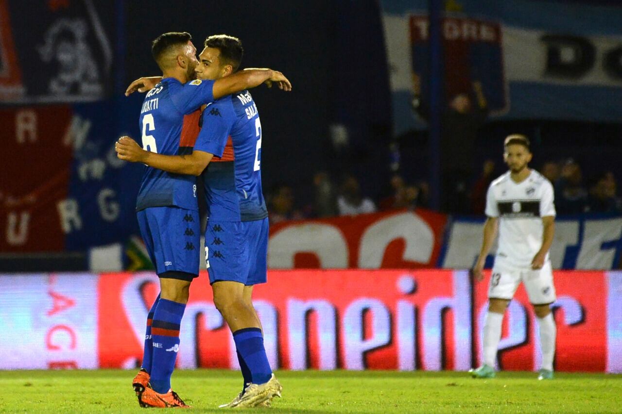 Tigre jugó un clásico 10 puntos