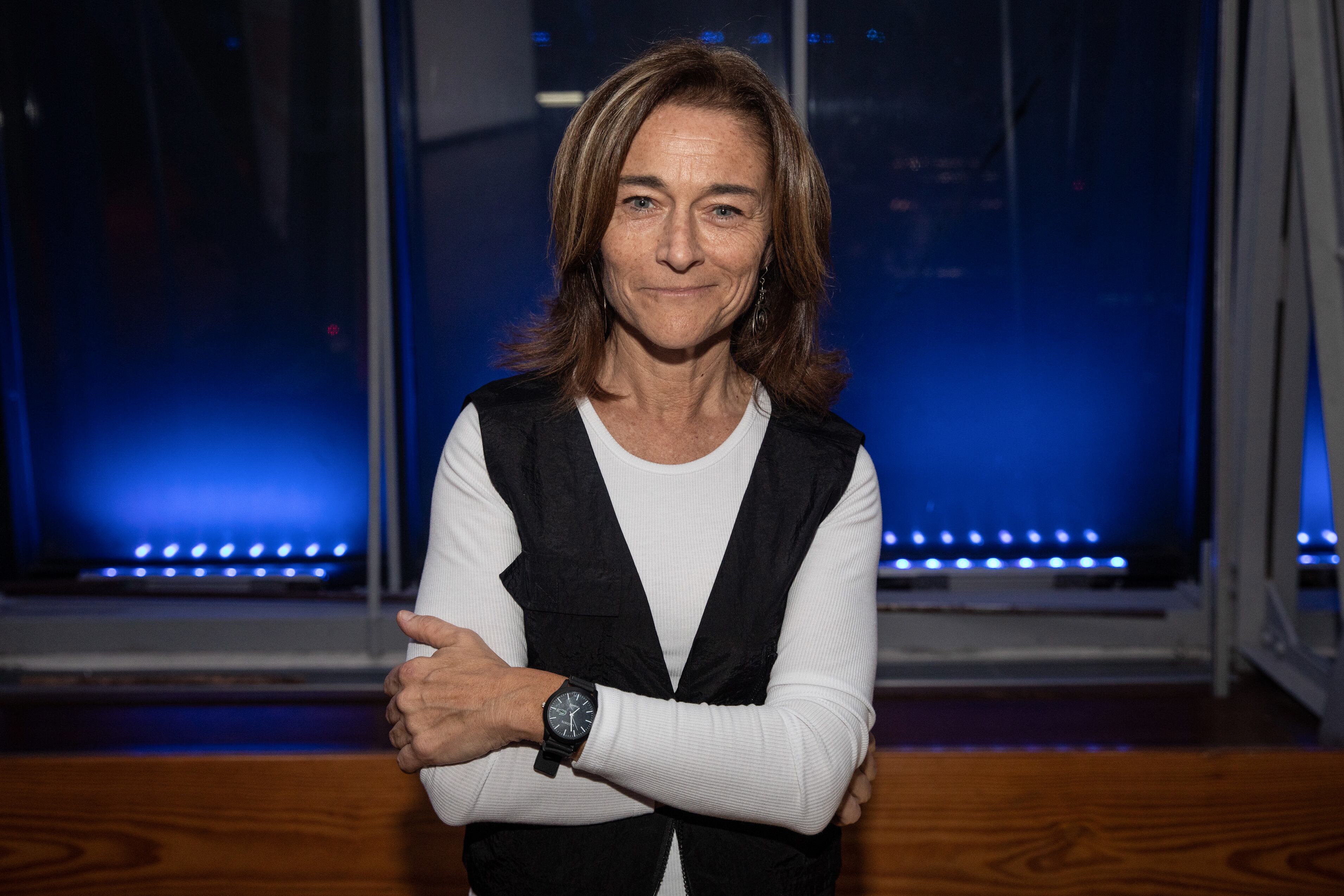 "Se trata de interrogar el tiempo que habitamos y también un reencuentro con el camino transcurrido y las emociones" 