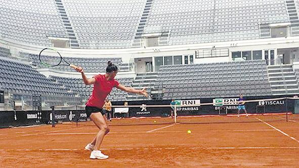 Paula Ormaechea, la última argentina dentro del top 100, en Roma.