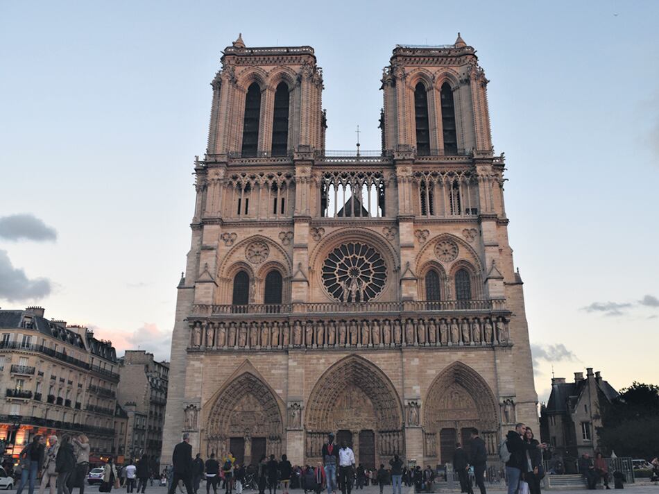 Como Víctor Hugo, también Cortázar se inspiró en la catedral de Notre Dame.
