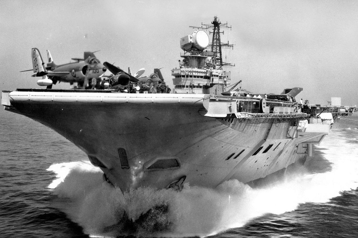 El buque británico HMS Hermes transportó 18 armas nucleares al Atlántico Sur, durante la guerra con Argentina.