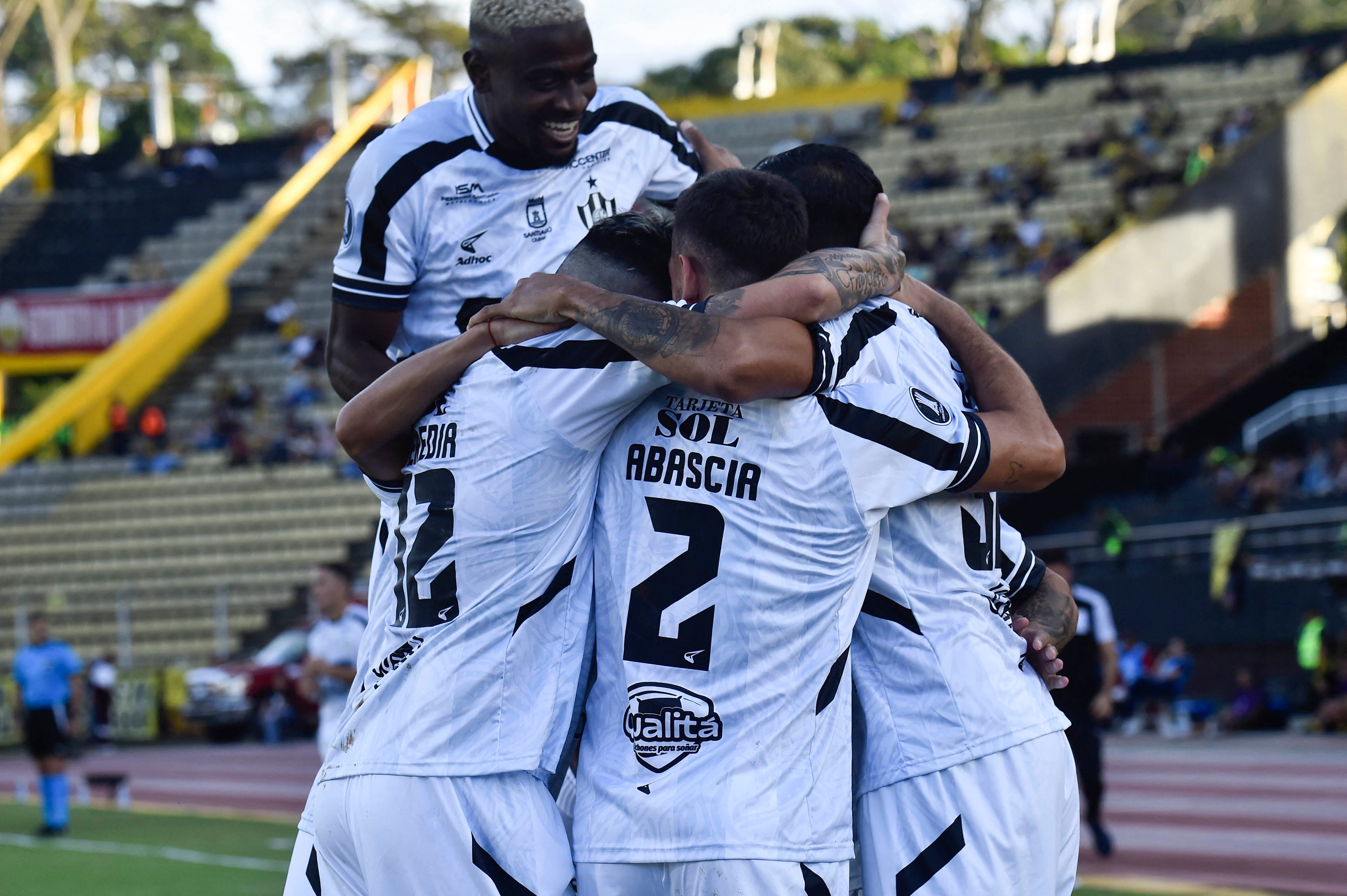 El Ferroviario sacó tres puntos de oro en San Cristóbal