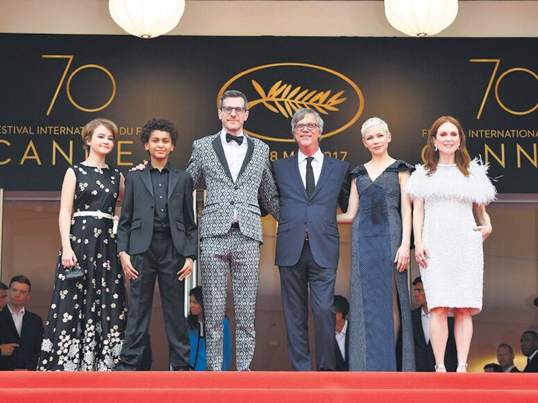 Haynes posa junto al elenco de Wonderstruck, su nueva y notable película.