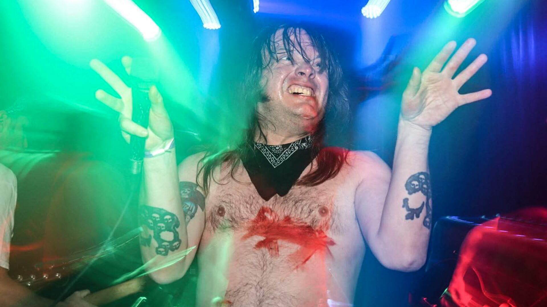 "No me interesa saber cómo se toca el rock de los chicos bien", aclara El Perrodiablo en "No califica".