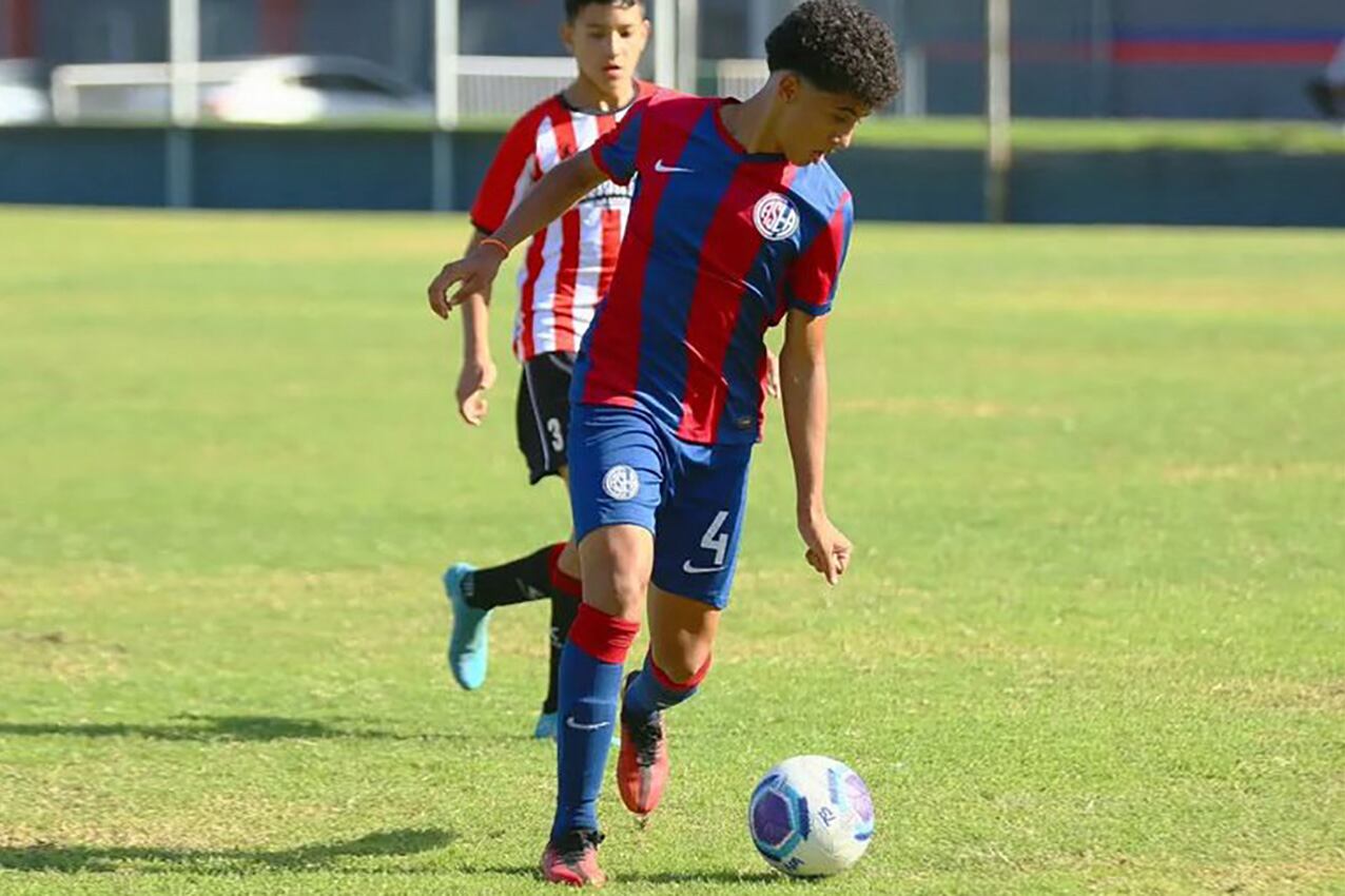 Valentino Guzmán Zanni jugaba de lateral derecho