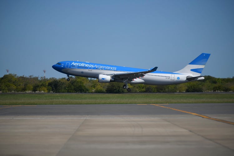 Migraciones "podrá autorizar el ingreso de personas al territorio nacional por medio de otros pasos fronterizos". 