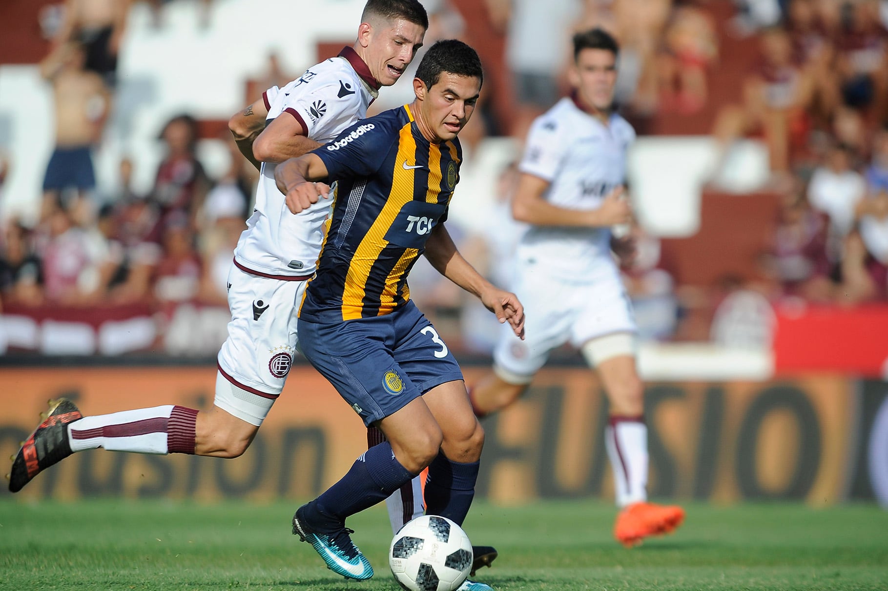 Lovera apareció de a ratos en el partido y luego fue reemplazado por Marco Ruben.