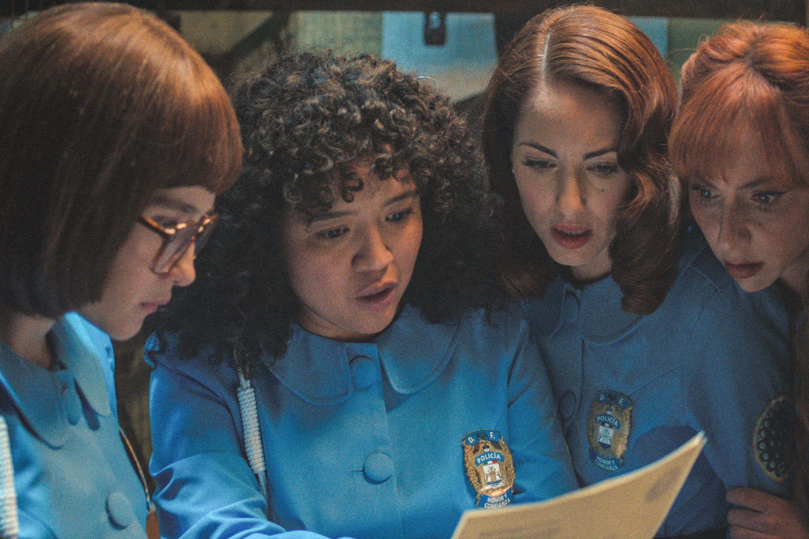 La serie fue creada por Fernando Rovzar (Sr. Ávila).