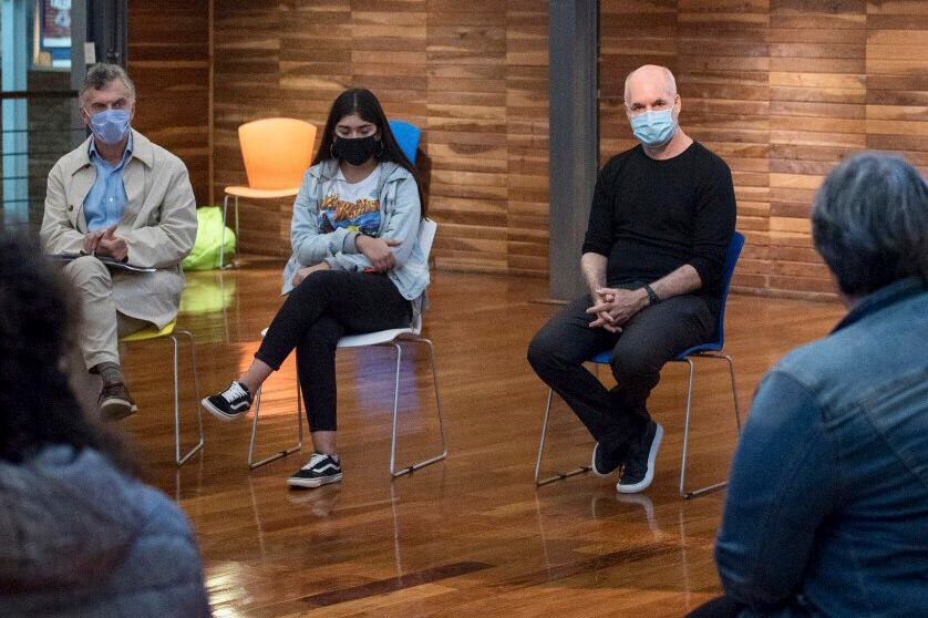 Macri y Larreta participaron de un encuentro con estudiantes en el CMD.