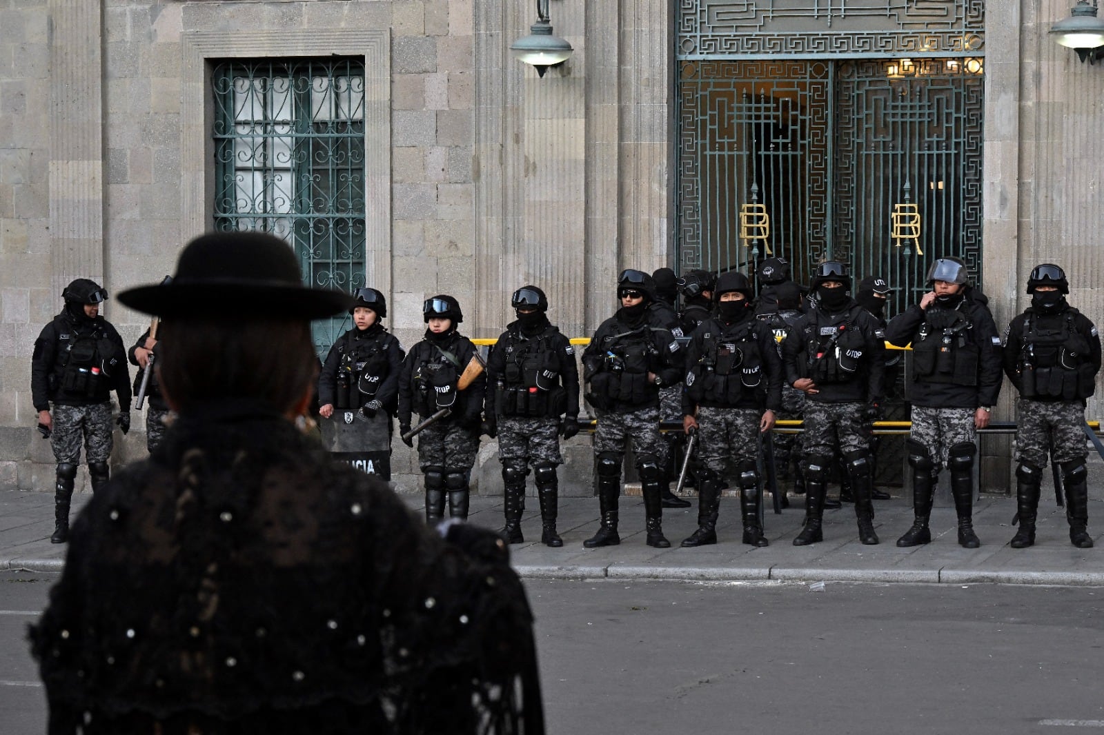 El Gobierno suma otro conflicto diplomático, ahora con Bolivia