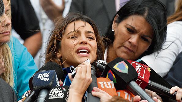 La actriz Calu Rivero, al concurrir a Tribunales por una audiencia fallida.