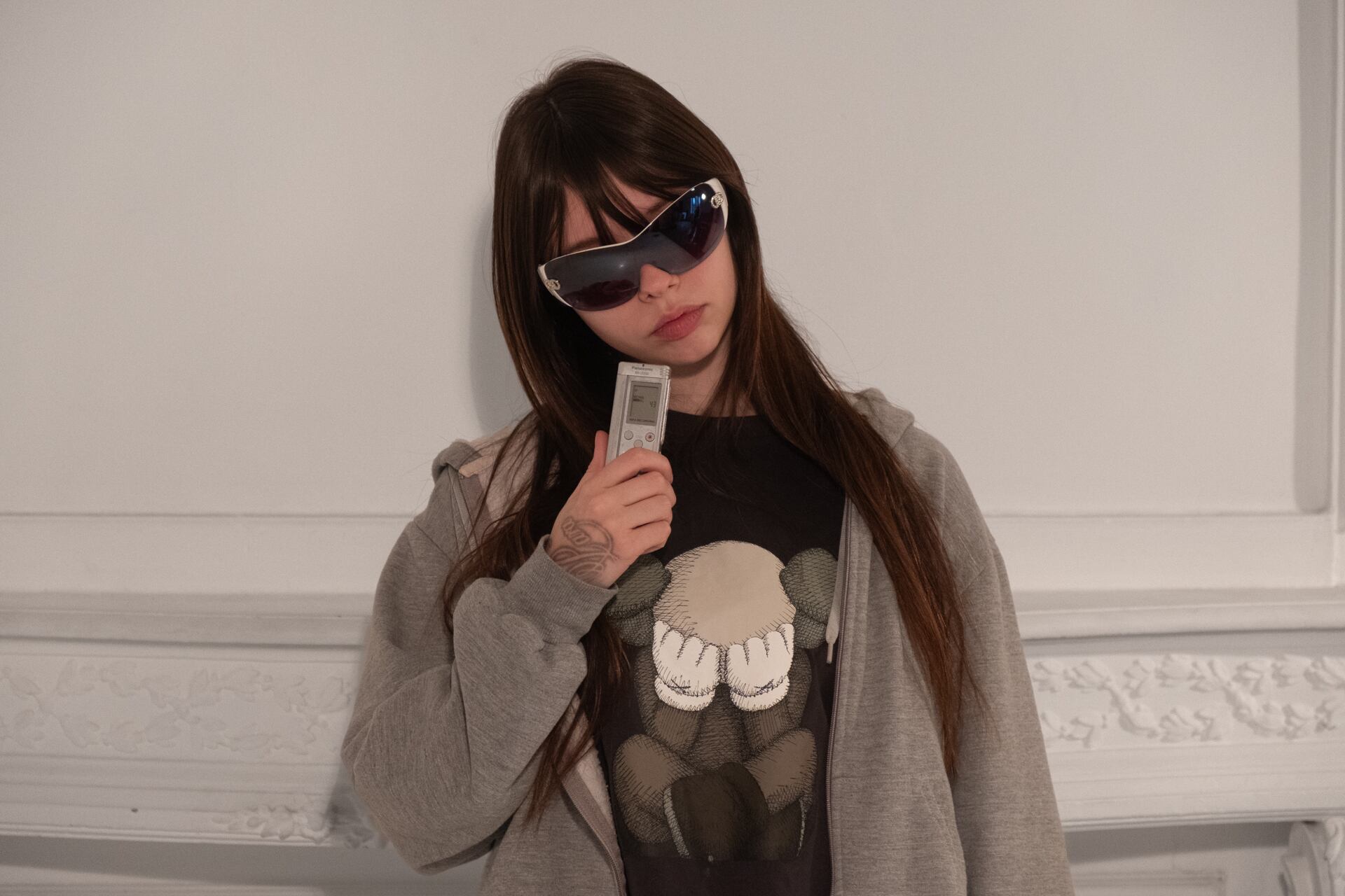 Llevando al límite su interpretación del cruce de hyperpop y trap, Saramalacara encara también una transformación vocal en Heráldica