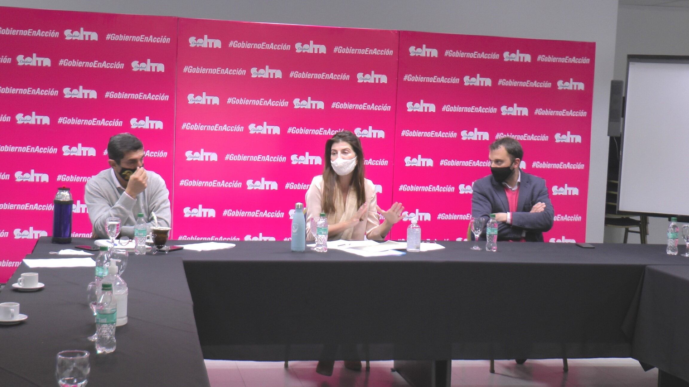 Romero en la reunión del COE municipal