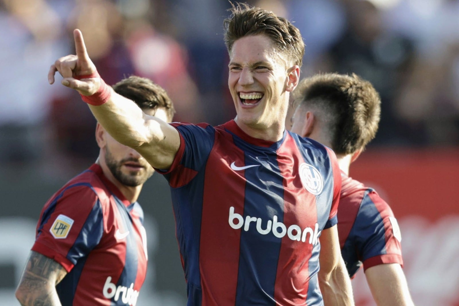 Vombergar ya no jugará en el Ciclón