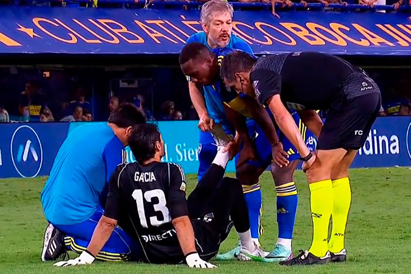 Javi García fue reemplazado a los 72 minutos del partido contra Racing, cuando iba 3 a 2.
