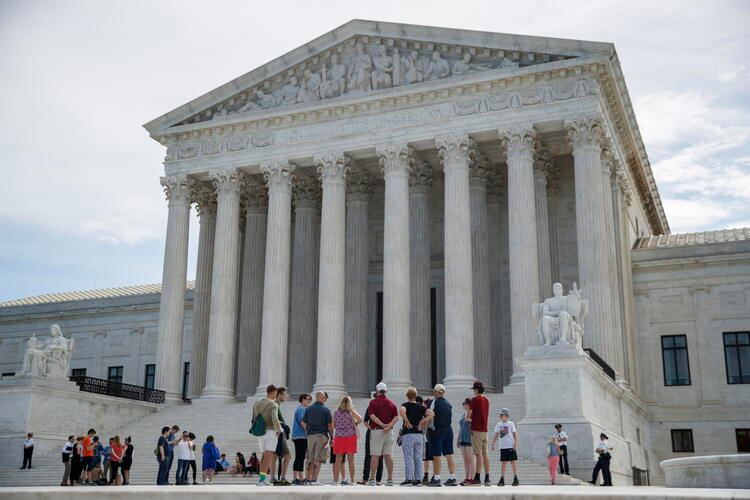 La Corte Suprema falló a favor de Trump por un voto de diferencia. 