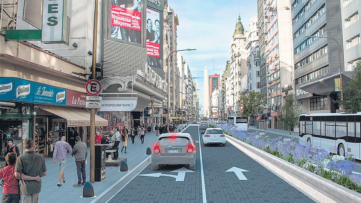 Los autos deberán ir por los dos carriles que quedarán a la izquierda de la avenida.