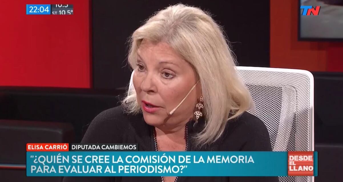 "Agradezco a Dios que sacamos a Lorenzetti de la presidencia de la Corte", dijo también Carrió.