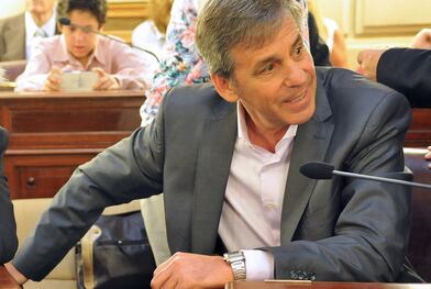 Jatón esquiva hablar del armado político y se refiere a la gestión términos de "soluciones".