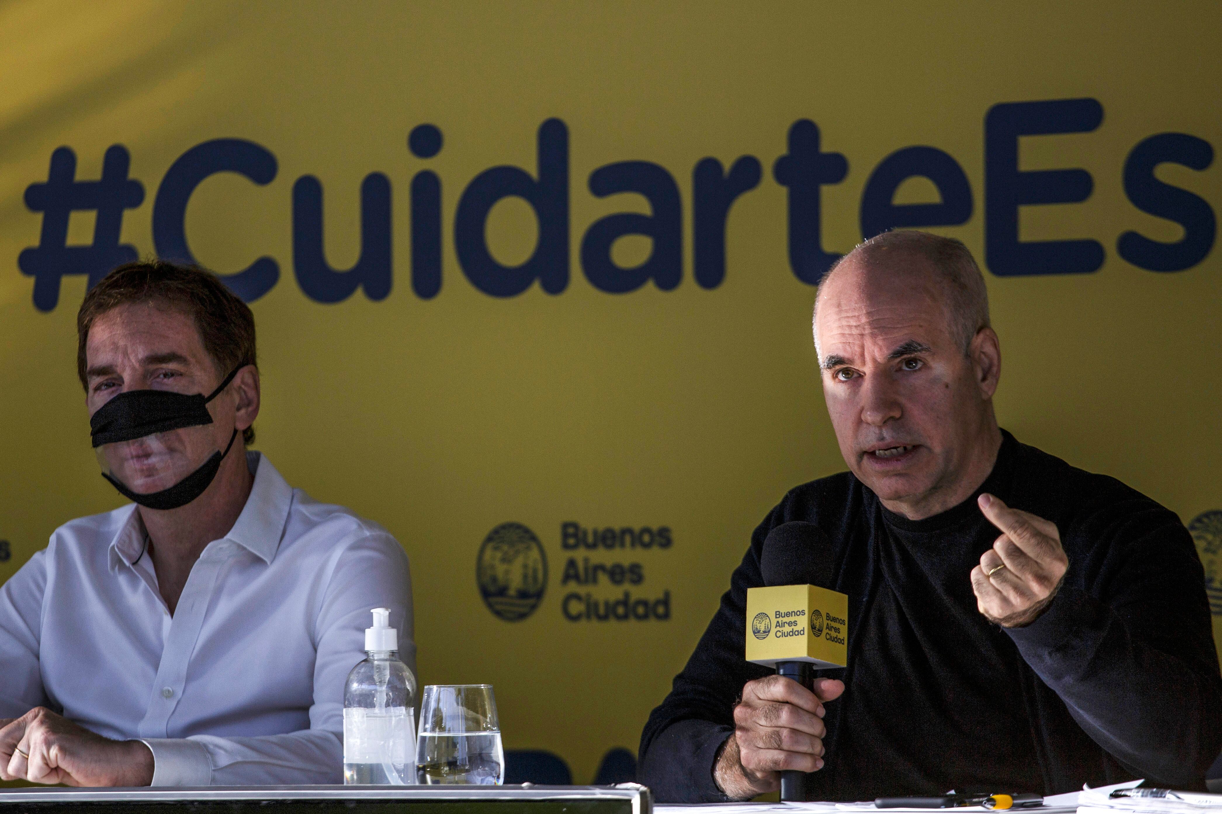 El jefe del gobierno porteño, Horacio Rodríguez Larreta, junto al vicejefe, Diego Santilli.