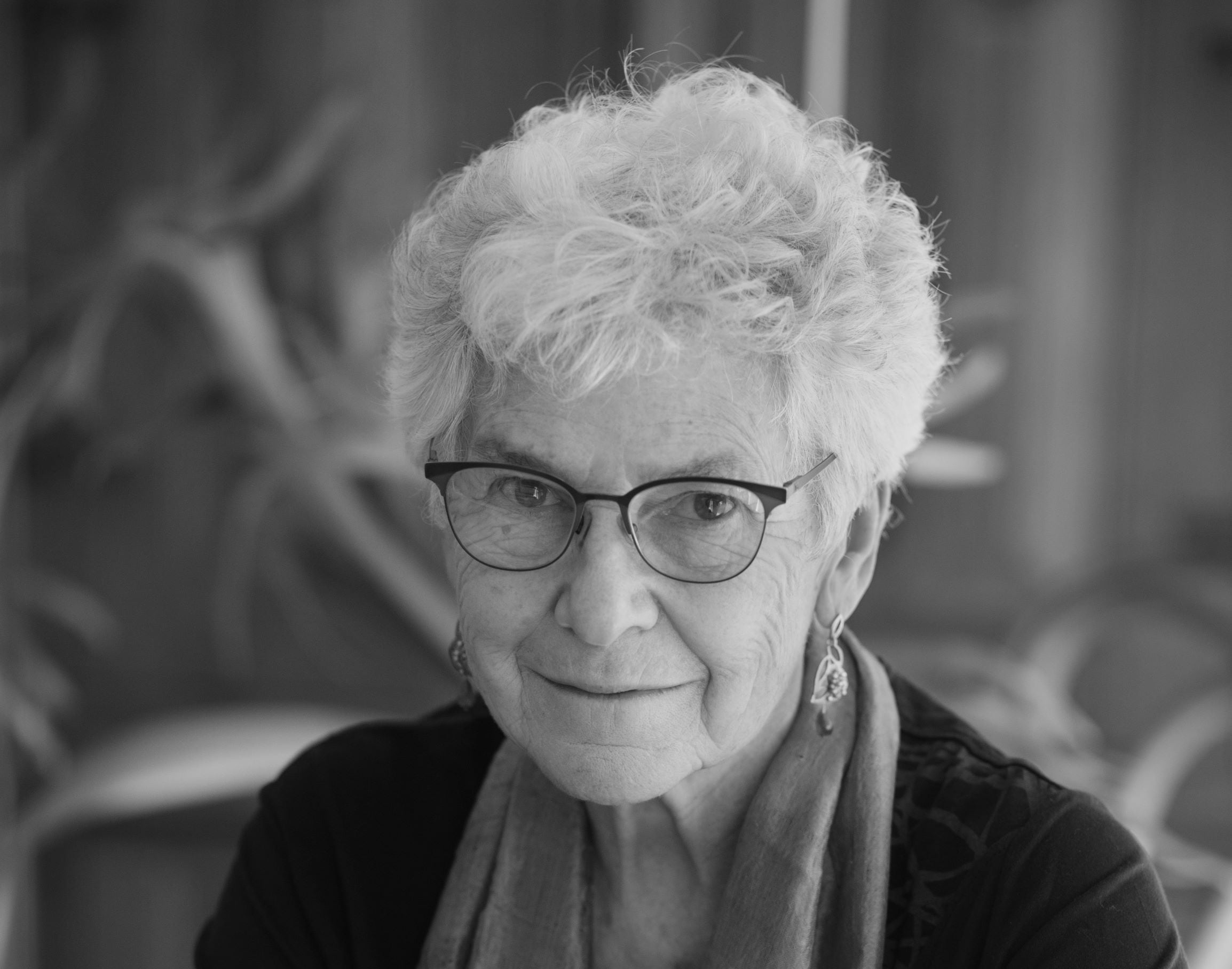 Elizabeth Jelin presenta Las tramas del tiempo. Familia, género, memorias, derechos y movimientos sociales.