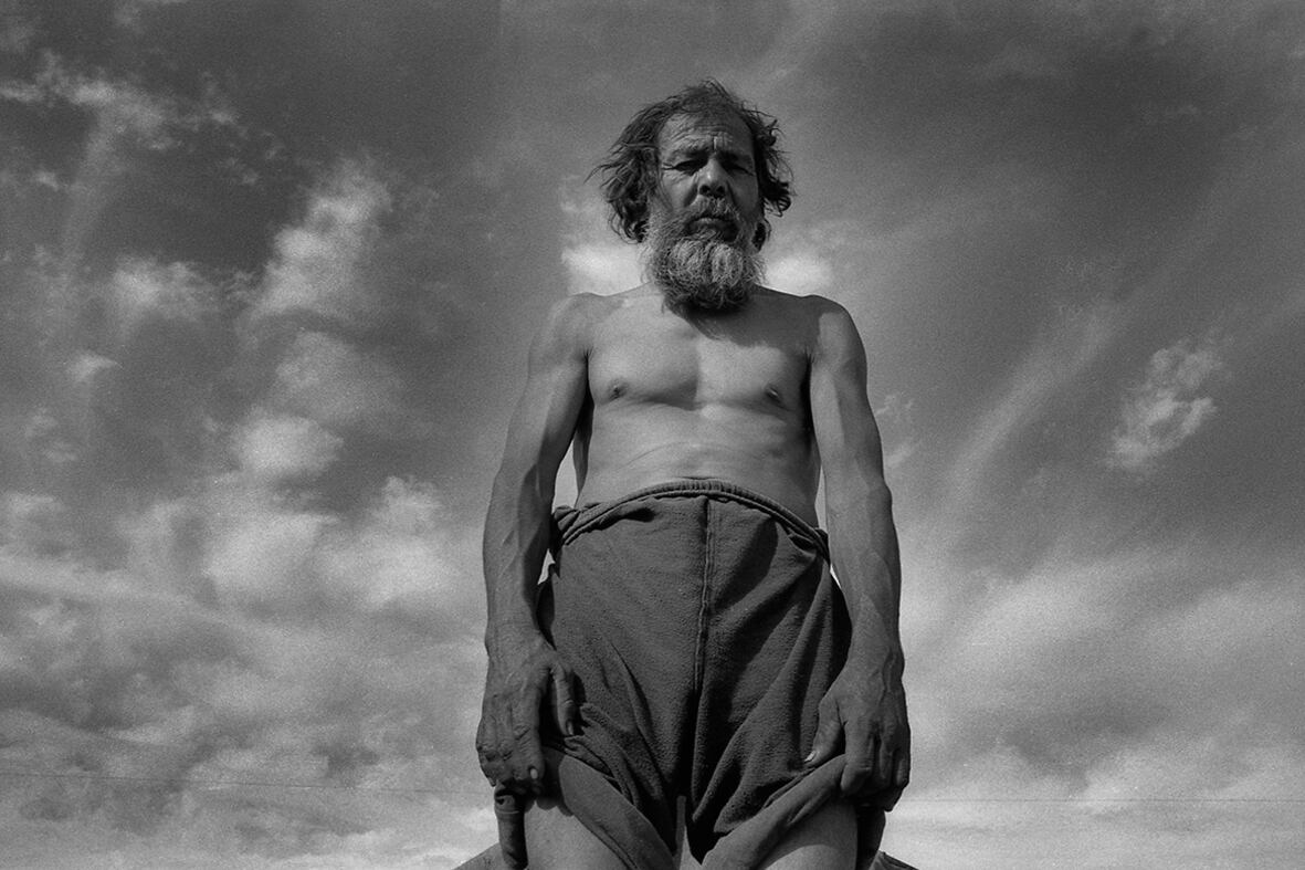 Oscar Ojeda vivía en un auto abandonado fuera de Chivilcoy.