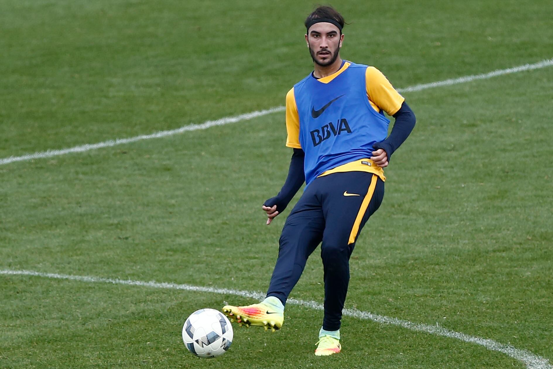 Sebastián Pérez podrá entrenarse pero no está habilitado para jugar.