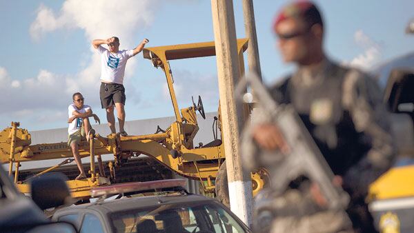 El gobierno de Temer movilizó a los militares, pero ayer hubo bloqueos en 24 de los 27 estados de Brasil.