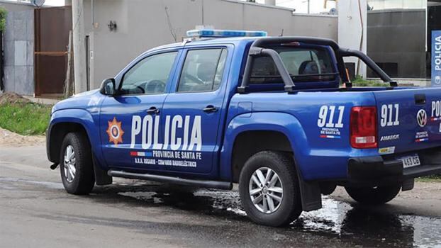 Los delitos policiales fueron cometidos en distintos barrios de Rosario.