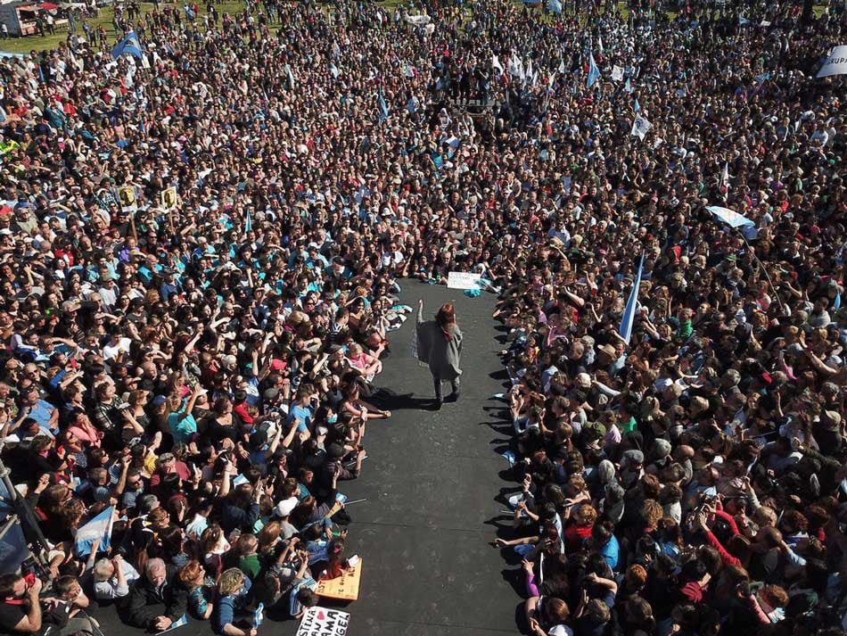 La ex presidenta sale de sus habituales actos en el Conurbano para hablar desde el interior de la provincia.