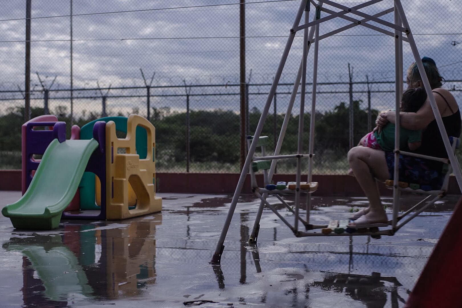 El film no juzga pero tampoco cae en la piedad idealizadora.