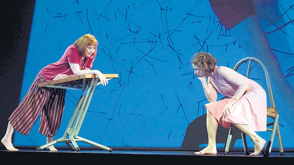 La obra se presenta los sábados en el Teatro Payró.