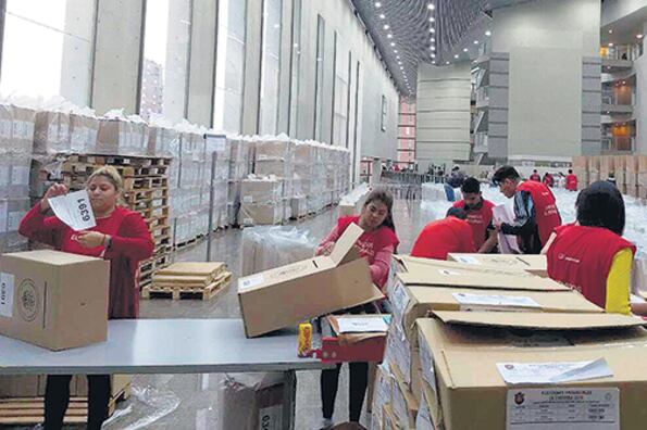 El gobernador Juan Schiaretti podría alzarse con un nuevo triunfo y asumir por tercera vez como mandatario provincial.