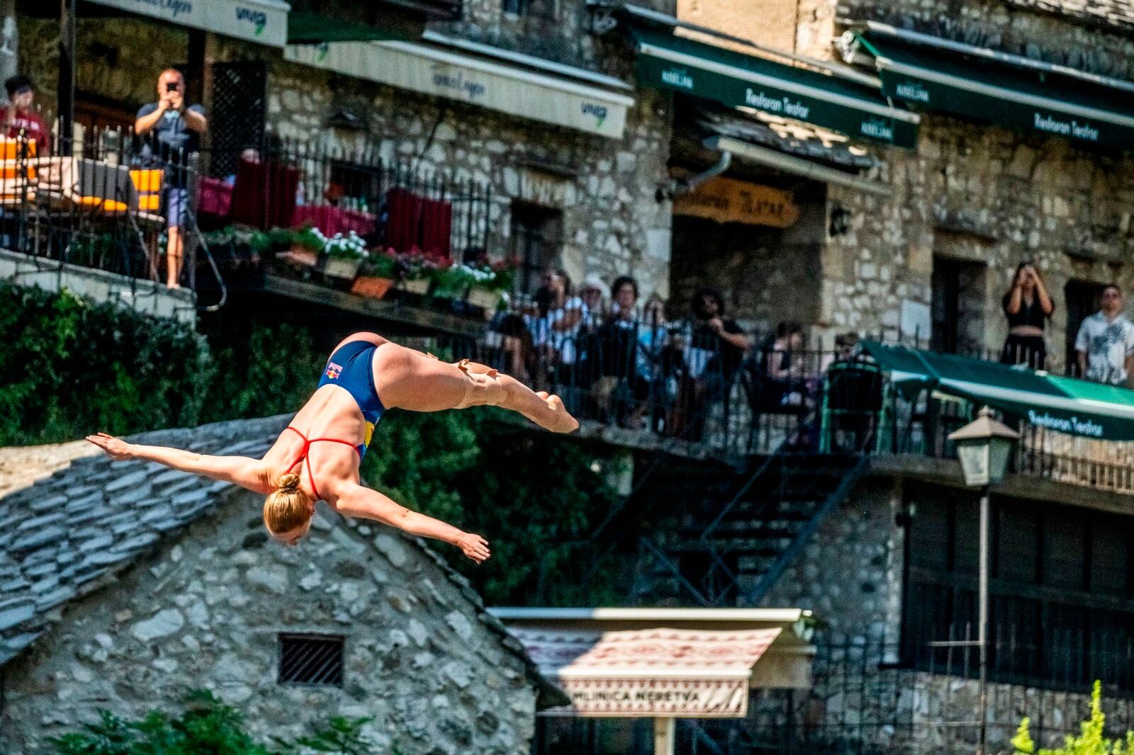 La canadiense Molly Carlson en acción.
