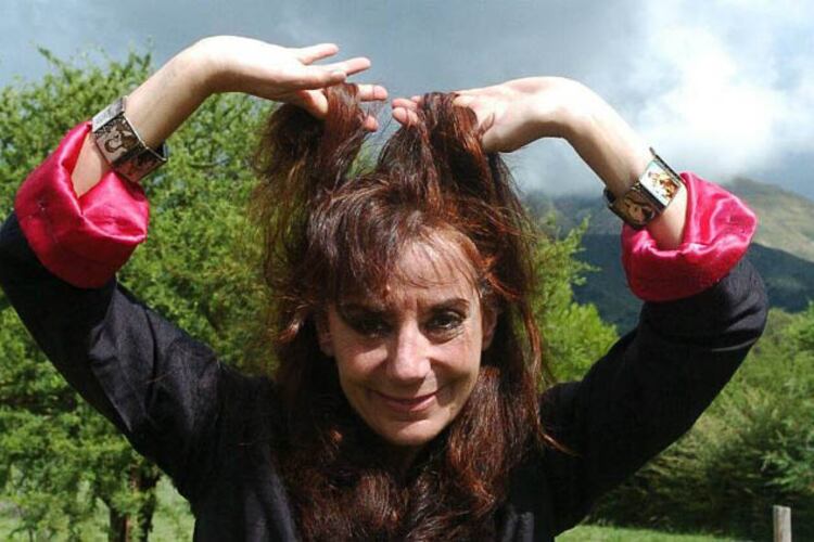 La astróloga hablará hoy en el Consulado argentino de Nueva York, que debió salir a aclarar.