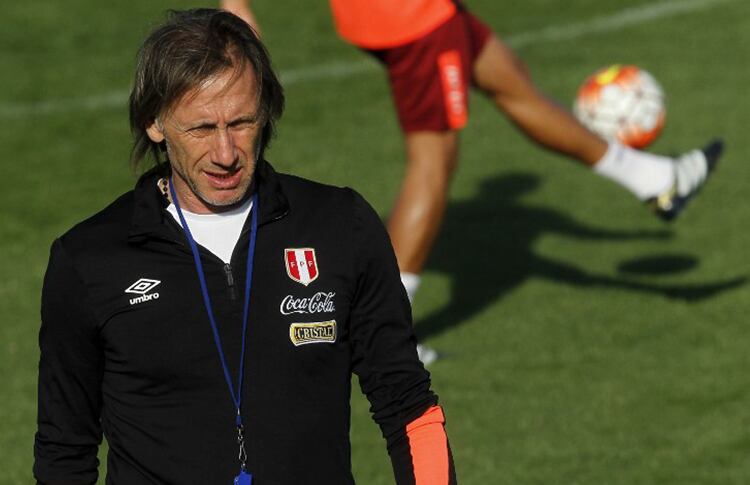 Ricardo Gareca, el DT que busca llevar a Perú por segunda vez a un mundial.