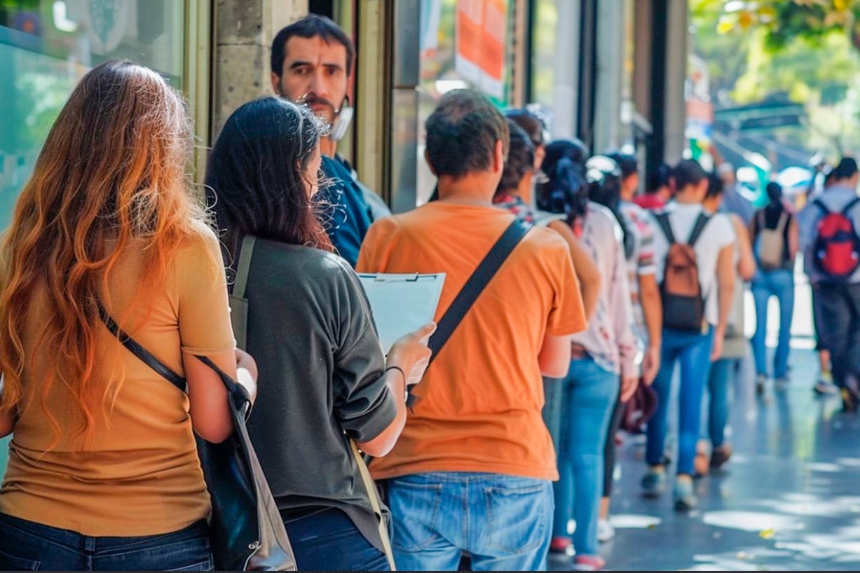 La tasa de búsqueda de empleo por las empresas está en el nivel más bajo para un mes de junio desde 2007
