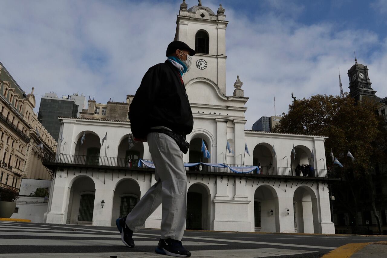 En el país ya no opera una sola cuarentena sino varias. En el interior no existe el aislamiento social como en el AMBA.